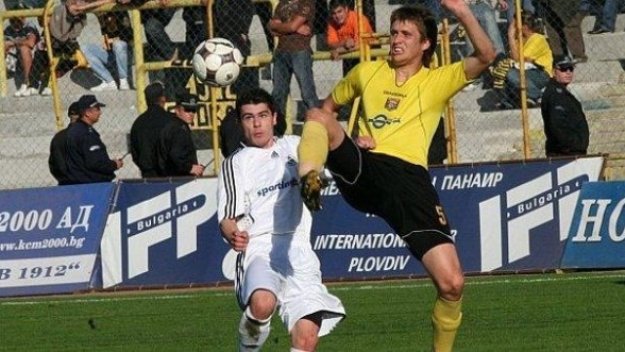 &quot;Крауч&quot; може да заиграе при аматьорите