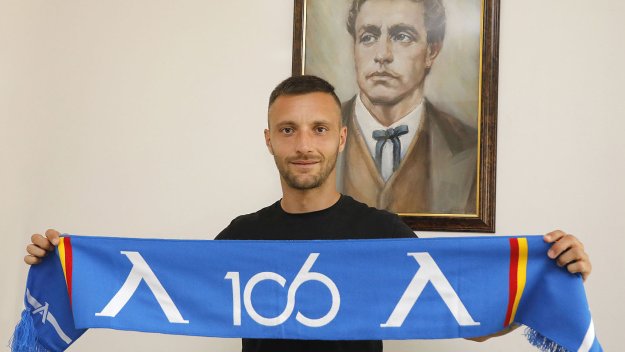 ОФИЦИАЛНО: Старокин подписа с Левски