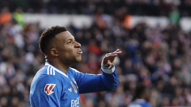 Реал Мадрид се занули на  "Вайекас"