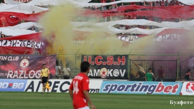 10 хил. армейци със сигурност на реванша