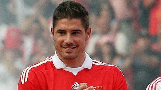 Манчестър Юнайтед и Милан следят звезда на Бенфика