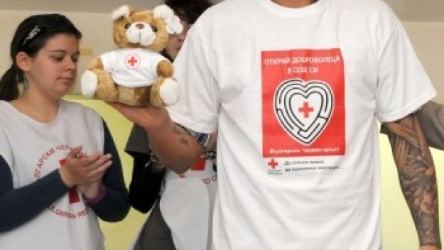 Ники Михайлов аут за мача с Холандия