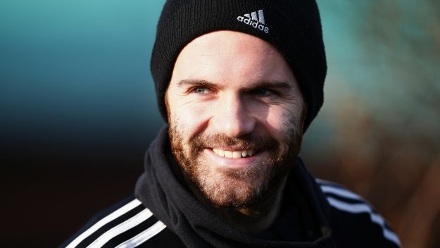 Наполи ще се възползва от ситуацията с Хуан Мата