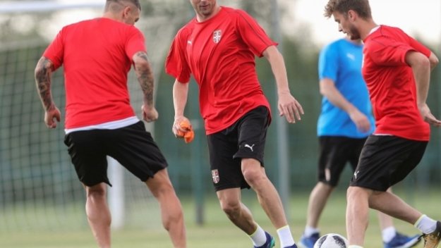 Сърбия размаза с 5:1 Боливия