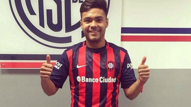 Интер иска да укрепи отбраната си с чилийски национал