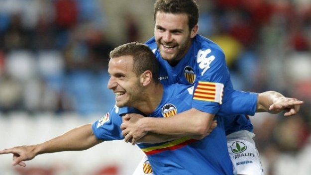 Валенсия закотви Алмерия на дъното