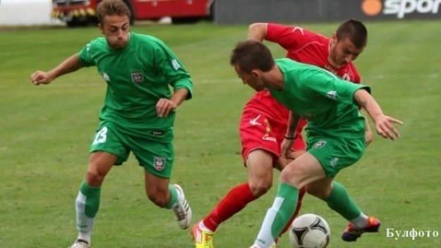 Ботев Враца чака 300 000 лева