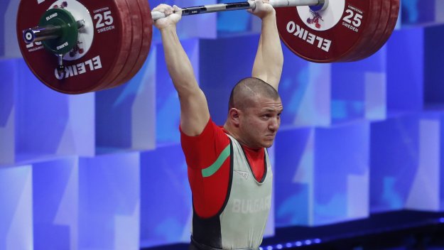Вальо Генчев остана пети на световното по щанги