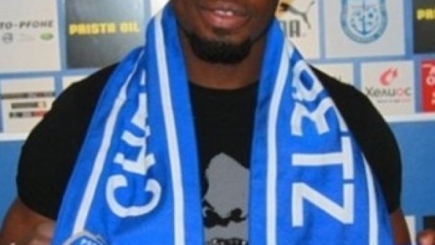 Звезда на &quot;акулите&quot; излиза срещу &quot;милионерите&quot;