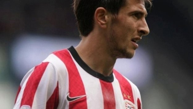 Станислав Манолев все още не знае къде ще играе