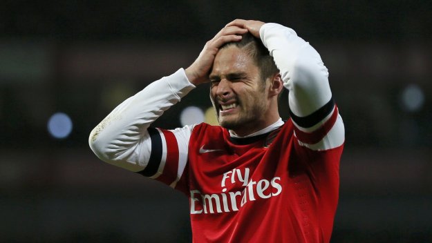 Арсенал с нелепа издънка срещу Суонзи