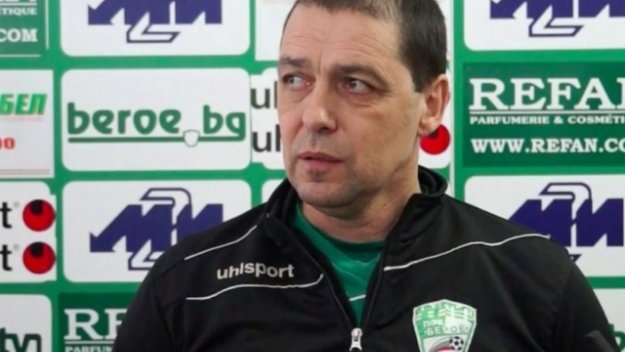 ЦСКА ще решава съдбата на Петър Хубчев