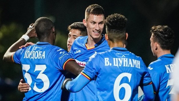Избягал от Левски титуляр за 5:0 в Португалия