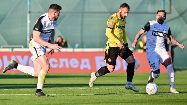 Потушиха бунт за пари в клуб от Първа лига