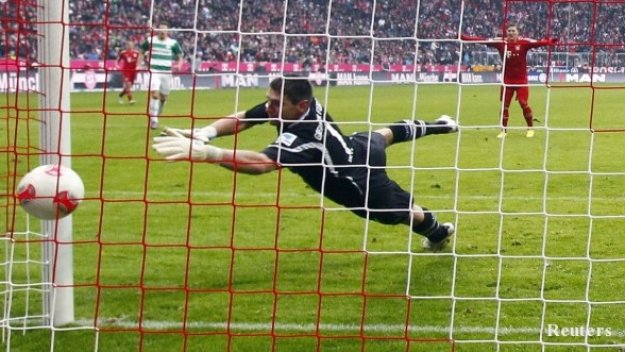 Байерн Мюнхен стартира полусезона с лесна победа