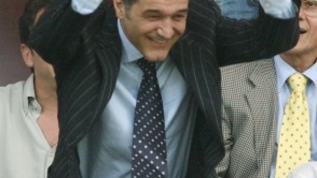 По 100 000 евро на човек в Стяуа