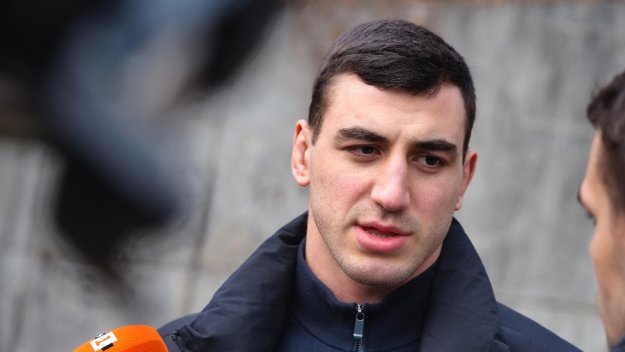 Скандал или затопляне на ледовете? Шефовете на борбата се срещнаха с борците от ЦСКА