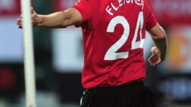 Сър Алекс губи Флетчър до дербито с Арсенал