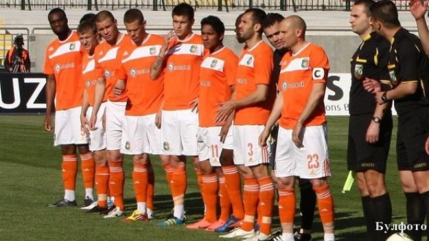 Литекс без Сандриньо и Ваюши срещу &quot;акулите&quot;