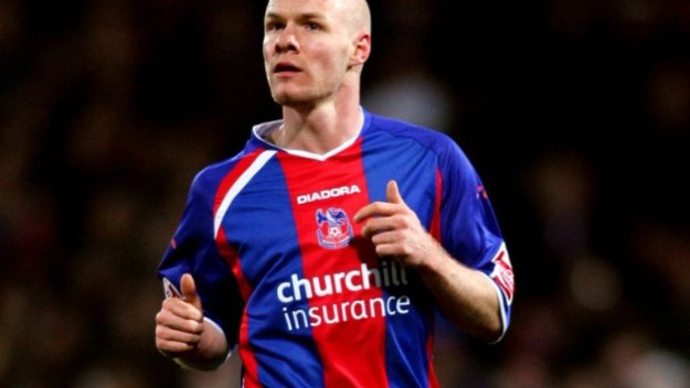 Андрю Джонсън се върна в Палас