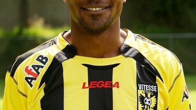 ЦСКА подписа за 2 сезона с холандски защитник