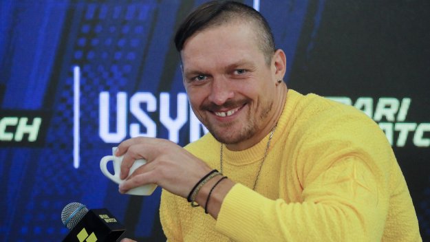 Усик ще гледа Фюри - Чисора от първи ред