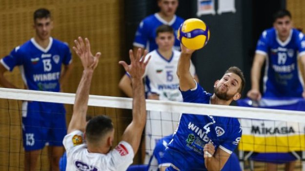 Левски се провали в Бургас