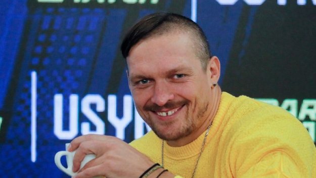 Усик се подигра зверски с Фюри + СНИМКА
