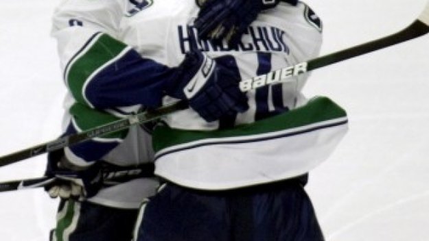 Ванкувър на победа от финала