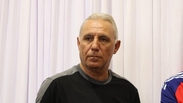 Христо Стоичков II целуна Златната топка за първия си рожден ден + СНИМКА 