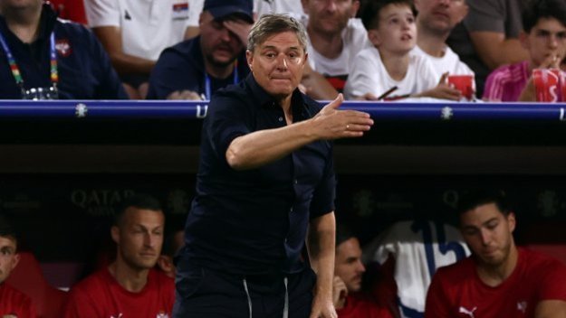 В Сърбия приеха оставката на Пикси