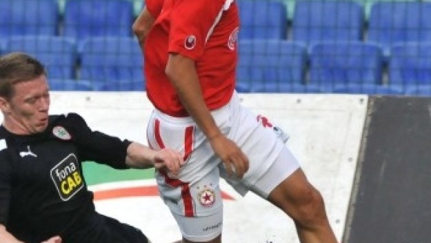 Коце Стоянов излекува контузия