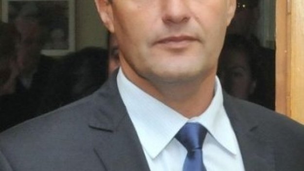 Министър Нейков бесен на федерацията по вдигане на тежести след гафа