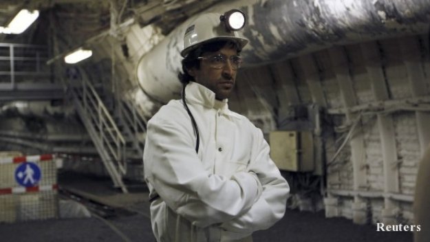 Раул слезе в мините