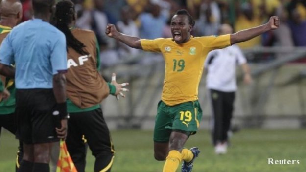 Южна Африка завърши групата си като лидер