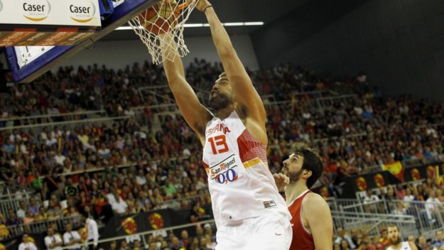 Испанците пребиха Турция