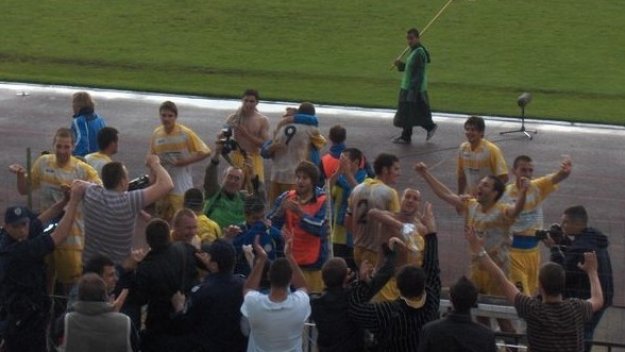 &quot;Студентите&quot; се заканиха на шампионите