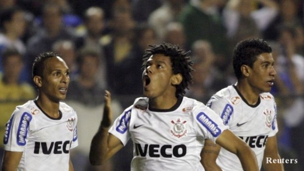 Интер дава 7 млн. паунда за Паулиньо от Коринтианс