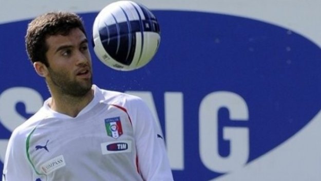 Чужденец ще е капитан на Италия за четвърти път