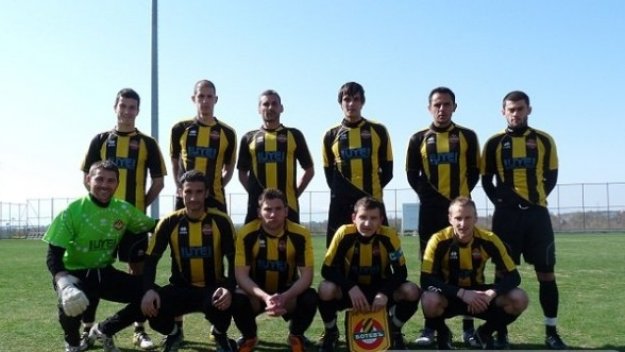 &quot;Канарчетата&quot; клъвнаха четири пъти чехи