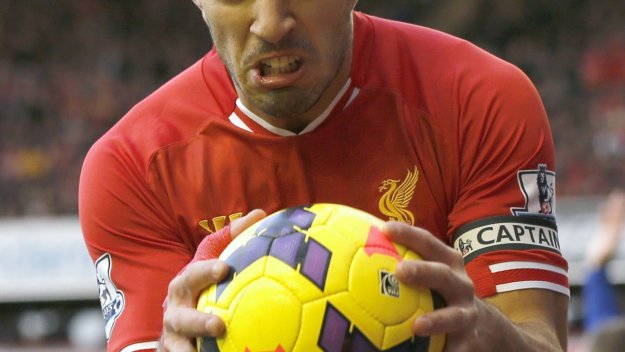 Клаузата на Луис Суарес е 100 милиона лири