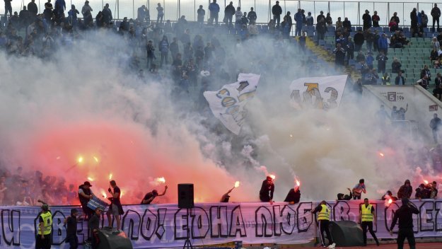 Ултрасите на Левски зарязват Сектор "Б"