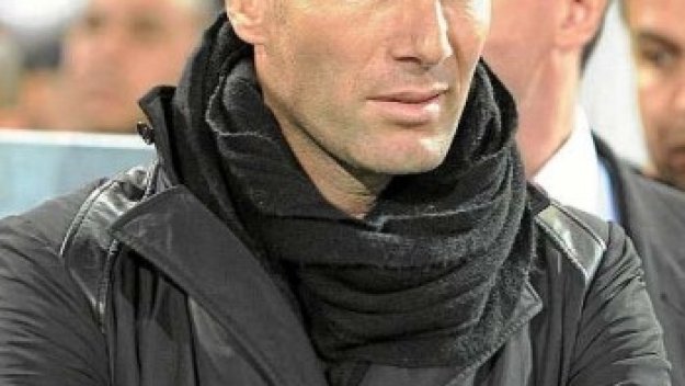 Зидан почва работа в академията на Реал