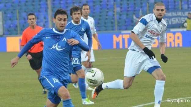 Стандарт Лиеж с интерес към Влади Гаджев