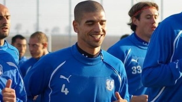 Щутгарт ще изпробва изгонен от Черноморец