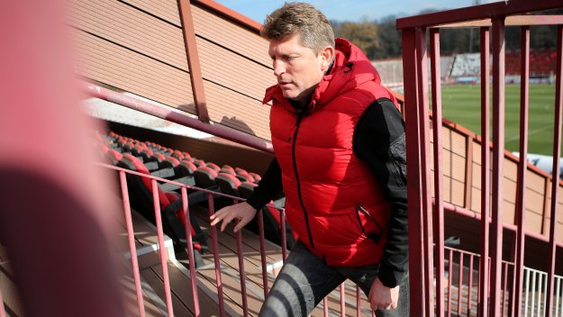 Стойчо Стоилов набеляза нови звезди за ЦСКА
