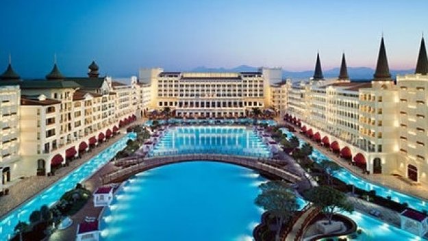 Тайландци извъртяха номер на БФС