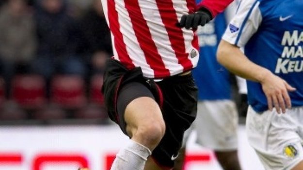 Афелай вече е играч на Барса