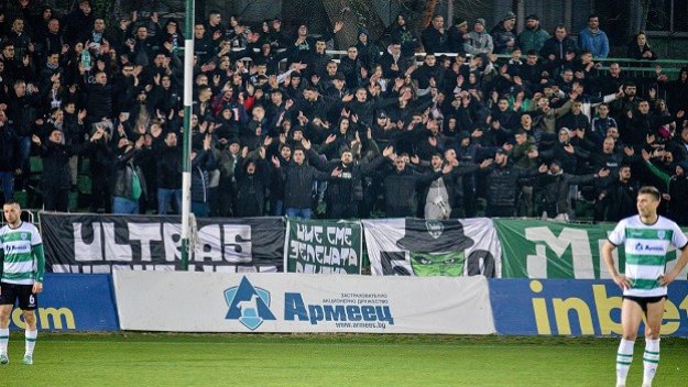 Феновете на „Тича“ ще запразнят по-рано! СК към БФС с решение за последния мач на Черно море