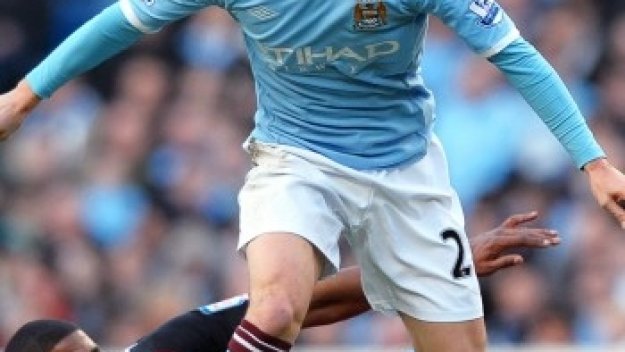 Юнайтед срещу Сити за ФА Къп на “Уембли”